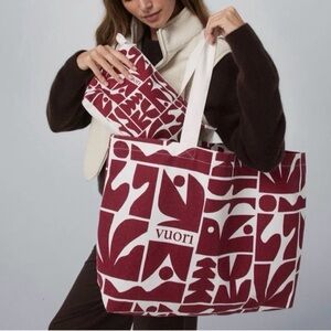 Vuori Limited Edition Holiday Tote and Pouch